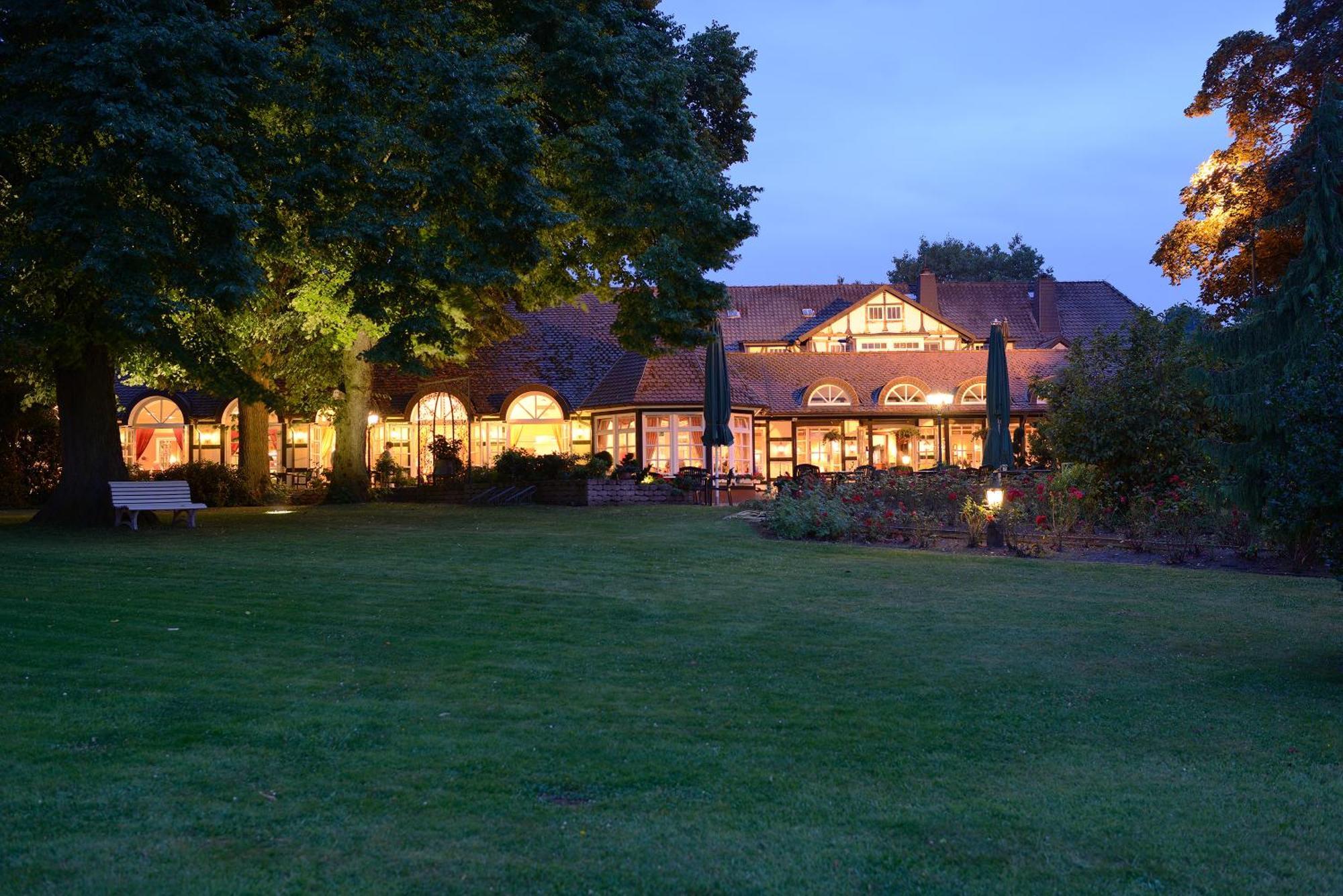 Romantik Hotel Bösehof Bad Bederkesa Exterior foto